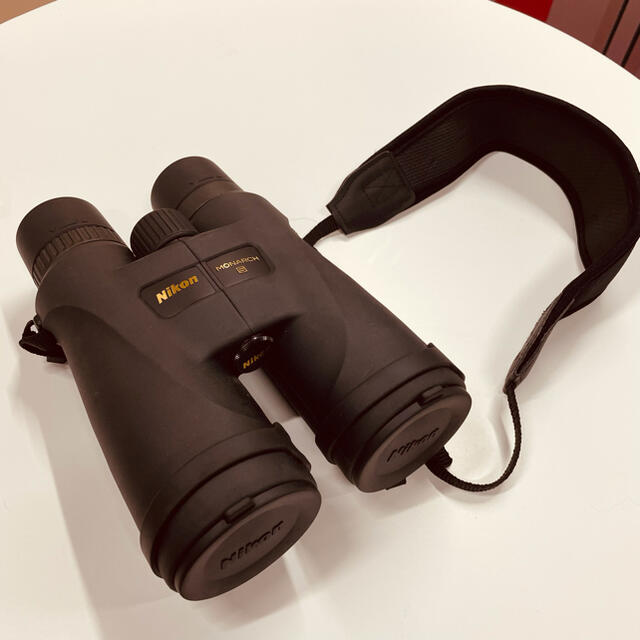 Nikon(ニコン)の(Taro様専用)NIKON MONARCH モナーク 5 16×56  双眼鏡 スポーツ/アウトドアのアウトドア(その他)の商品写真