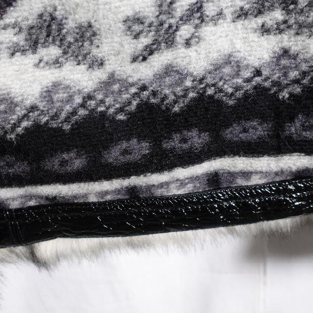 DIESEL(ディーゼル)のDIESEL　ファーコート　レディース　ブラック レディースのジャケット/アウター(毛皮/ファーコート)の商品写真