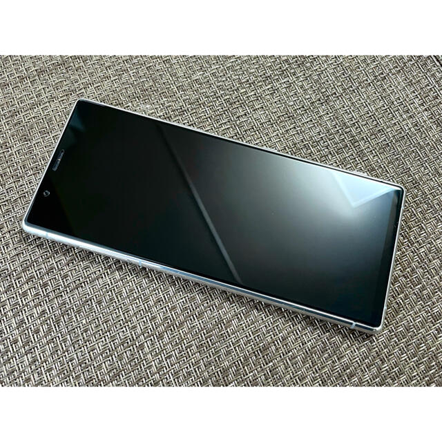 SONY(ソニー)のXPERIA５ ソニーストア SIMフリー グレー 美品 スマホ/家電/カメラのスマートフォン/携帯電話(スマートフォン本体)の商品写真