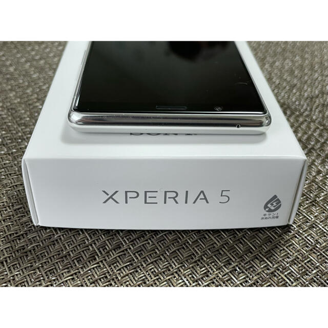 SONY(ソニー)のXPERIA５ ソニーストア SIMフリー グレー 美品 スマホ/家電/カメラのスマートフォン/携帯電話(スマートフォン本体)の商品写真