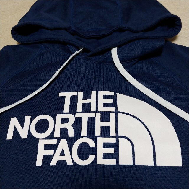 THE NORTH FACE(ザノースフェイス)のTHE NORTH FACE　カラーハザード スウェット フーディ　XSサイズ メンズのトップス(パーカー)の商品写真