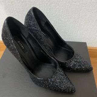 ランダ(RANDA)のほぼ新品♡RANDA黒ラメグリッターパンプス♡ランダ♡結婚式♡ブラック(ハイヒール/パンプス)