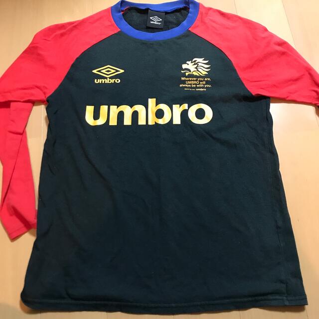 UMBRO(アンブロ)の■専用■Tシャツ 長袖 150 UMBRO キッズ/ベビー/マタニティのキッズ服男の子用(90cm~)(Tシャツ/カットソー)の商品写真