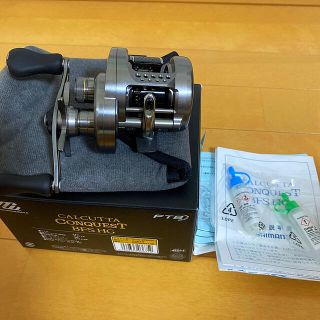 シマノ(SHIMANO)のシマノ　17 カルカッタ　コンクエストBFS HG(リール)