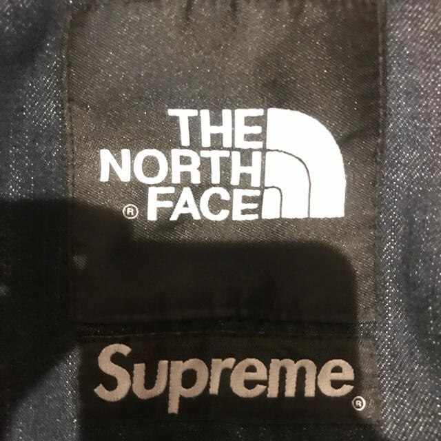 Supreme(シュプリーム)のsupreme×the north face denim jacket メンズのジャケット/アウター(マウンテンパーカー)の商品写真