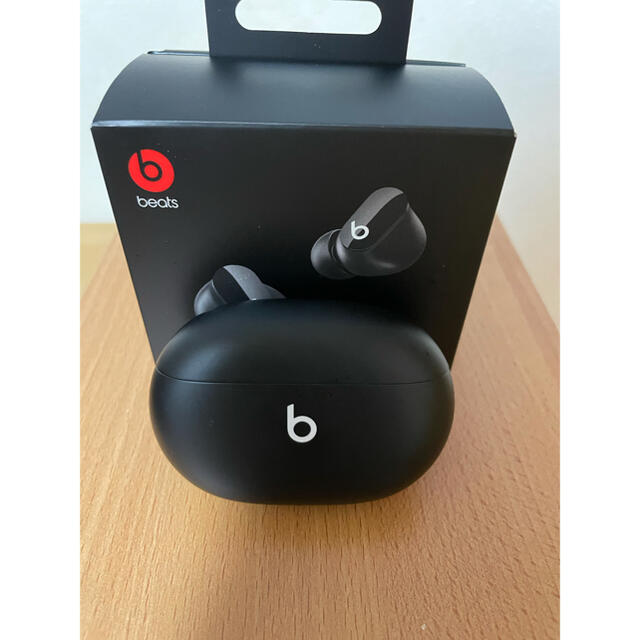 Beats by Dr Dre(ビーツバイドクタードレ)のbeats studio buds complyイヤーピースセット スマホ/家電/カメラのオーディオ機器(ヘッドフォン/イヤフォン)の商品写真