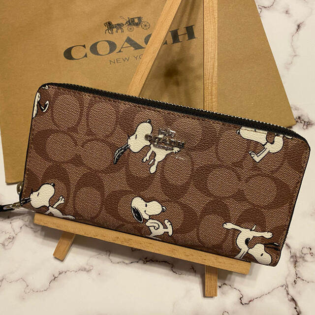 【COACH】コーチスヌーピー 長財布 SNOOPY シグネチャー