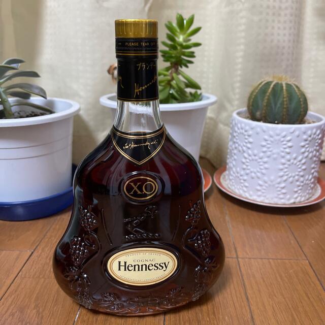 ヘネシーXO Hennessy 金キャップ 700mℓ 箱付属 1