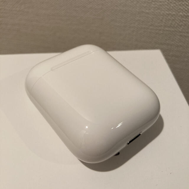 Apple AirPods with Charging Case 第二世代 本体 | tradexautomotive.com