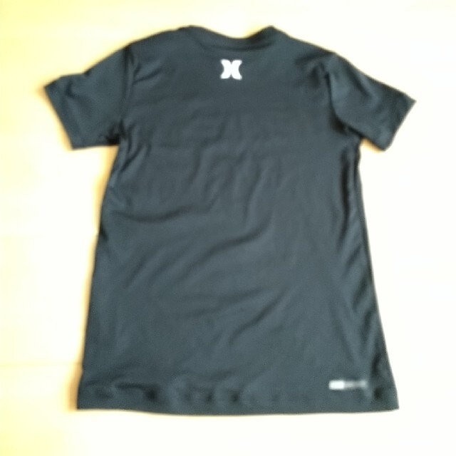 Hurley(ハーレー)のHurley  NIKE DRI-FIT 半袖　キッズ　135~145cm キッズ/ベビー/マタニティのキッズ服男の子用(90cm~)(Tシャツ/カットソー)の商品写真