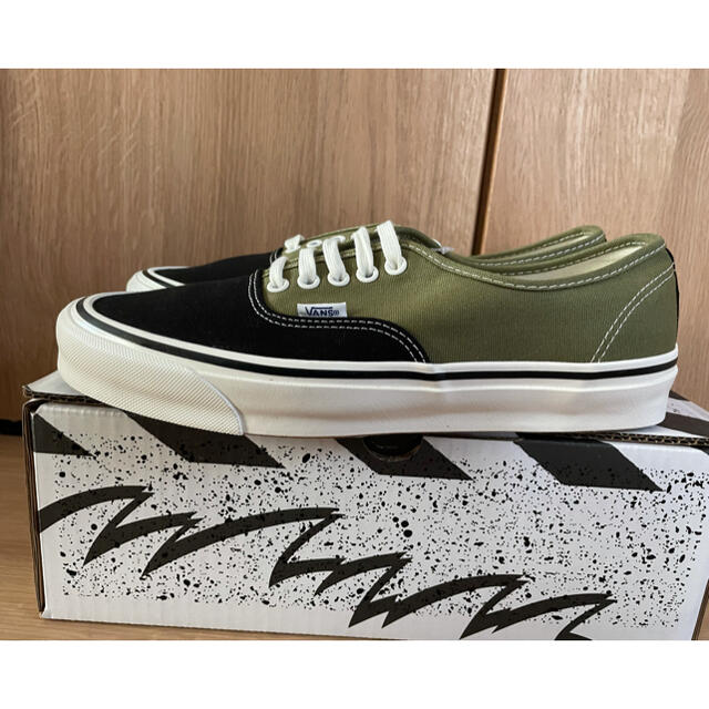 VANS VAULT(バンズボルト)の新品VANSvaultオーセンティックauthenticオールドスクールエラ レディースの靴/シューズ(スニーカー)の商品写真