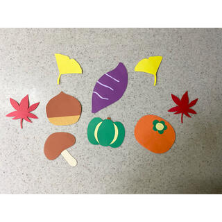 秋の食べ物壁面 壁面飾り 保育園 壁面 壁画 (型紙/パターン)