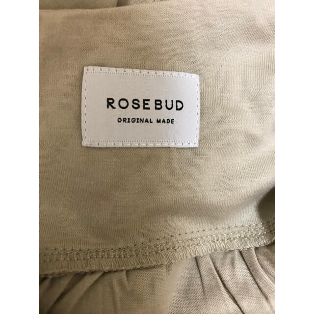 ROSE BUD(ローズバッド)のROSE BUD プルオーバー　Fサイズ　未使用品 レディースのトップス(カットソー(長袖/七分))の商品写真