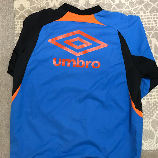 UMBRO(アンブロ)のアンブロ上下　ピステ スポーツ/アウトドアのサッカー/フットサル(ウェア)の商品写真