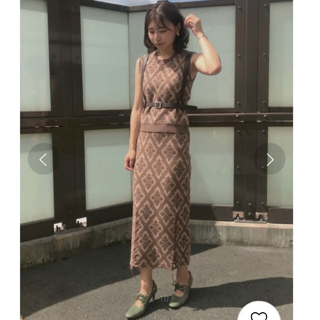 Ameri VINTAGE(アメリヴィンテージ)のAMERI　MAGGIE KNIT MINI TOP&SKIRT セットアップ レディースのレディース その他(セット/コーデ)の商品写真