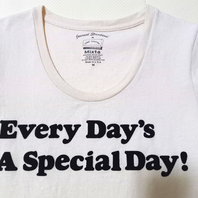 JOURNAL STANDARD(ジャーナルスタンダード)のMixta/ミクスタ　EVERY DAYS A SPECIAL DAY Tシャツ レディースのトップス(Tシャツ(半袖/袖なし))の商品写真