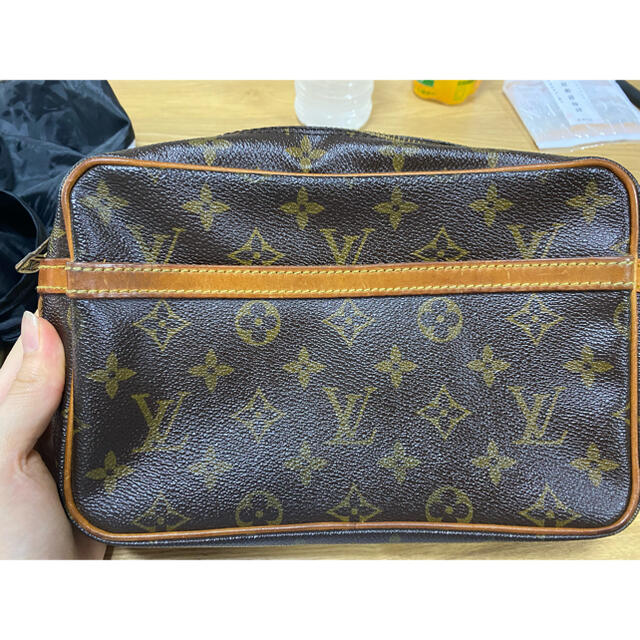 LOUIS VUITTON - ルイヴィトン モノグラム クラッチバッグの通販 by くみ's shop｜ルイヴィトンならラクマ