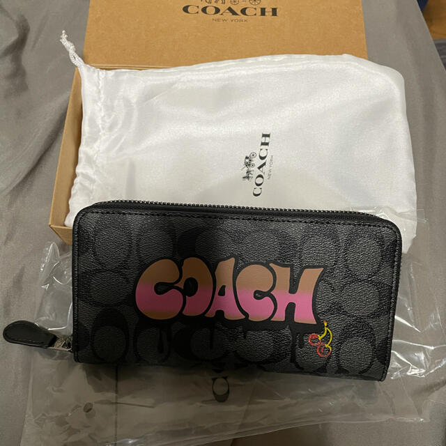 COACH(コーチ)の未使用coach長財布 レディースのファッション小物(財布)の商品写真