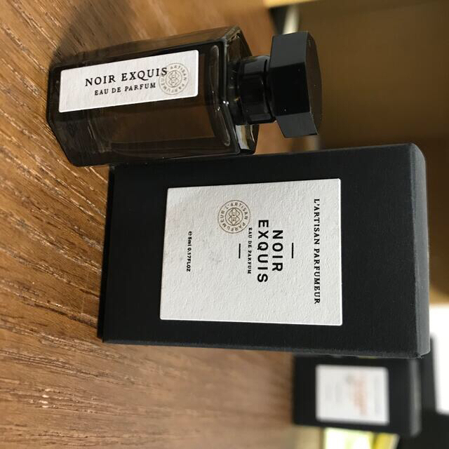 L'Artisan Parfumeur(ラルチザンパフューム)の【週末限定　値下げ】ラルチザンパフューム　コレクションオリエント コスメ/美容の香水(ユニセックス)の商品写真