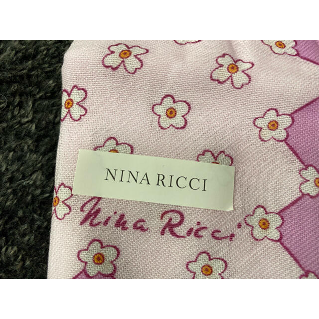 NINA RICCI(ニナリッチ)の【新品未使用】ニナリッチ　NINARICCI ハンカチ　ブルー、ピンク レディースのファッション小物(ハンカチ)の商品写真