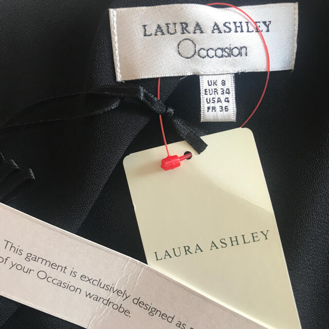 LAURA ASHLEY(ローラアシュレイ)の新品✨LAURA ASHLEY ワンピース/ ANAYI レディースのワンピース(ひざ丈ワンピース)の商品写真