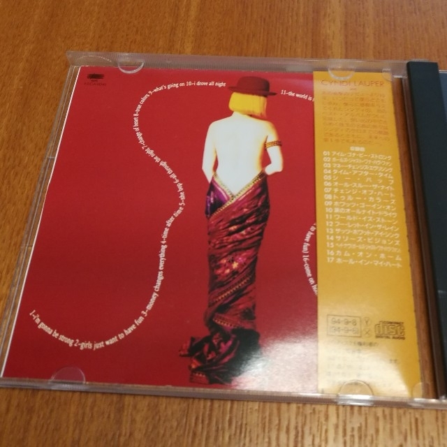 SONY(ソニー)のシンディ・ローパー　グレイテスト・ヒッツ　CD エンタメ/ホビーのCD(ポップス/ロック(洋楽))の商品写真