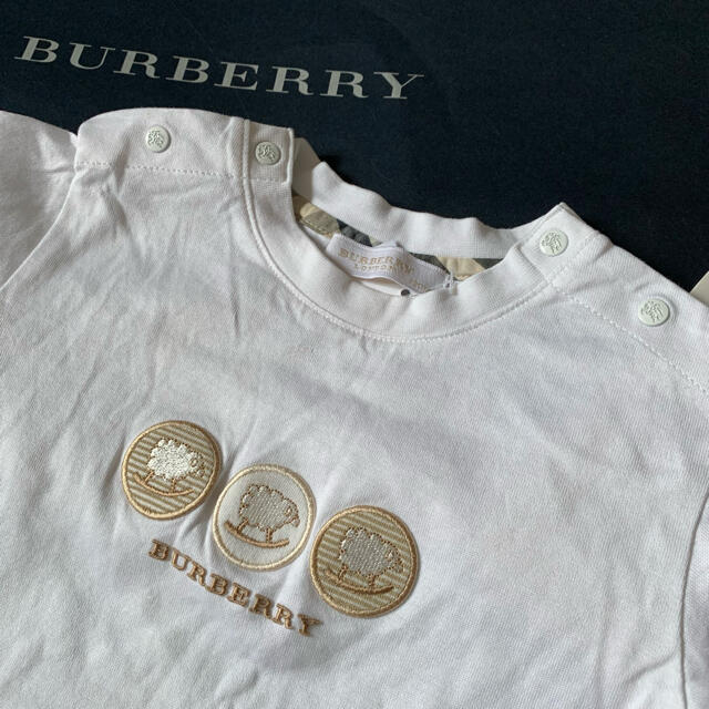 BURBERRY(バーバリー)のBURBERRY kids バーバリーキッズ　半袖Tシャツ キッズ/ベビー/マタニティのキッズ服女の子用(90cm~)(Tシャツ/カットソー)の商品写真