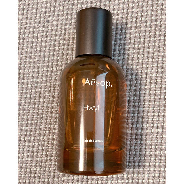 Aesop(イソップ)の値下げ　イソップ　ヒュイル　オードパルファム コスメ/美容の香水(ユニセックス)の商品写真