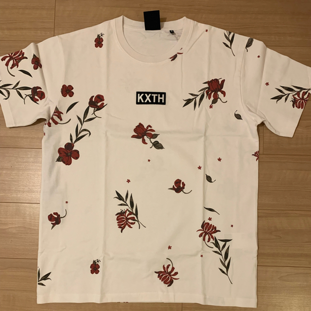 kith summer floral tee メンズのトップス(Tシャツ/カットソー(半袖/袖なし))の商品写真