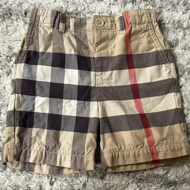 BURBERRY(バーバリー)のバーバリー　チェック　ハーフパンツ  ショートパンツ 90 95 キッズ/ベビー/マタニティのキッズ服男の子用(90cm~)(パンツ/スパッツ)の商品写真