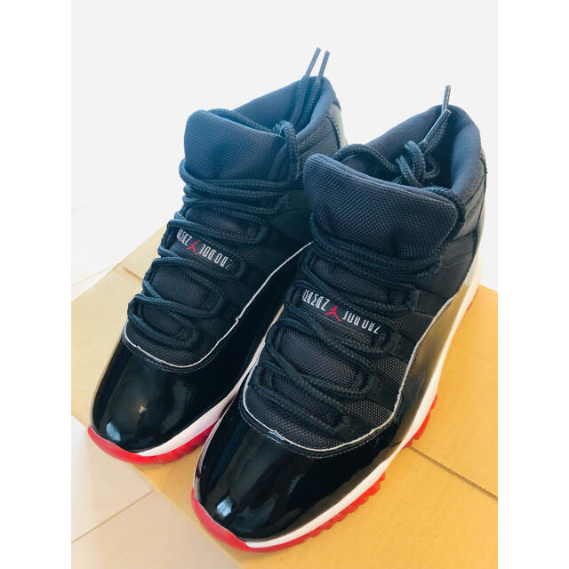 NIKE(ナイキ)のAIR JORDAN 11 RETRO BRED 25.5 メンズの靴/シューズ(スニーカー)の商品写真