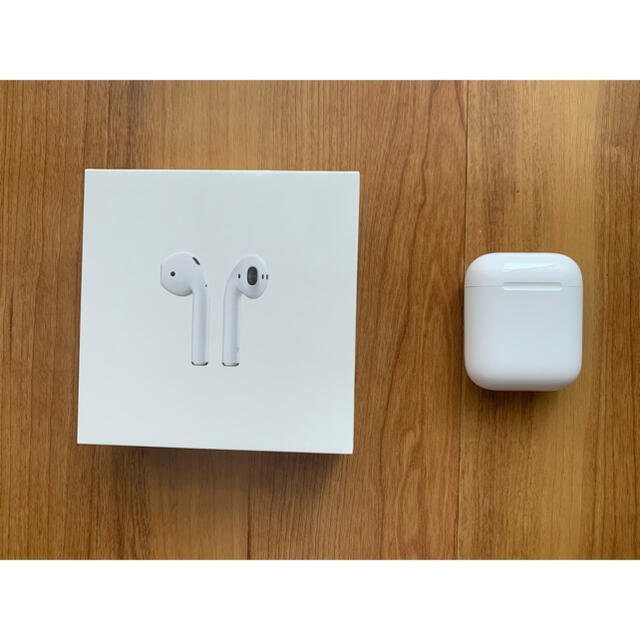 秋田様専用　Airpods 第2世代のサムネイル