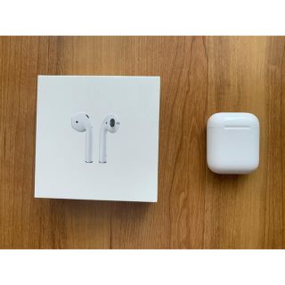 アップル(Apple)の秋田様専用　Airpods 第2世代(ヘッドフォン/イヤフォン)