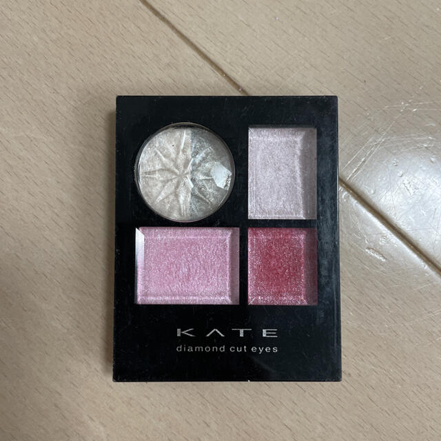 KATE(ケイト)のKATE ダイヤモンドカットアイズ　PK-1 コスメ/美容のベースメイク/化粧品(アイシャドウ)の商品写真