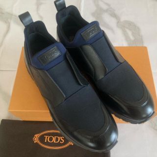 トッズ(TOD'S)の【新品未使用】TOD'S スニーカー ネイビー 9.5(スニーカー)