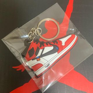 ナイキ(NIKE)のエアジョーダンairjordan1シカゴAJ1 Chicagooff-white(キーホルダー)