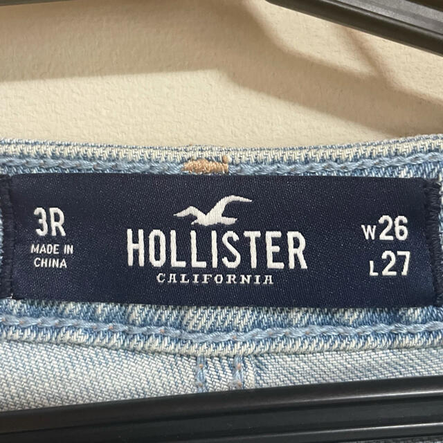 Hollister(ホリスター)のアクア様専用HOLLISTER《ホリスター》ハイライズダメージデニム　26インチ レディースのパンツ(デニム/ジーンズ)の商品写真