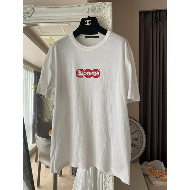 LOUIS VUITTON(ルイヴィトン)のLouis Vuitton × Supreme BoxLogo Tシャツ M メンズのトップス(Tシャツ/カットソー(半袖/袖なし))の商品写真