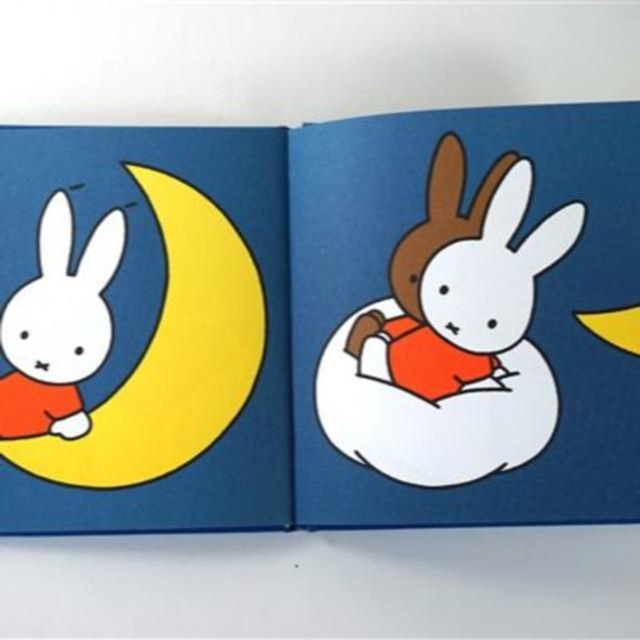 miffy(ミッフィー)のミッフィースタイルノベルティ絵本nijntjes droomうさこちゃんのゆめ エンタメ/ホビーの本(絵本/児童書)の商品写真