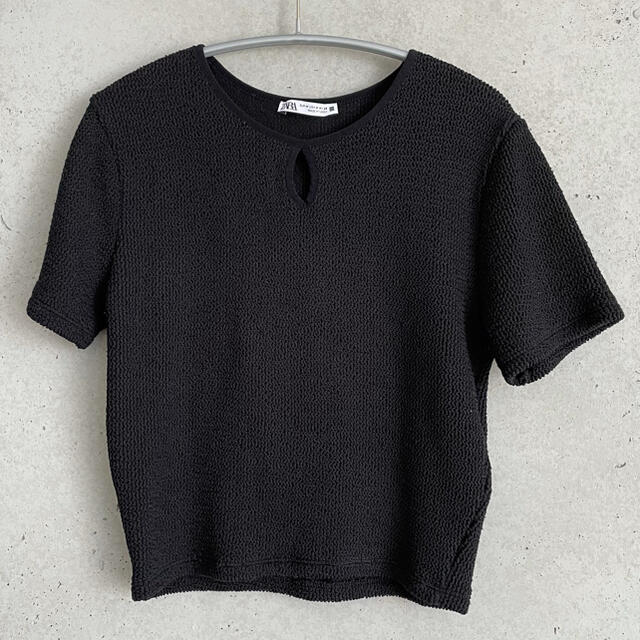 ZARA(ザラ)のZara Tシャツ レディースのトップス(Tシャツ(半袖/袖なし))の商品写真