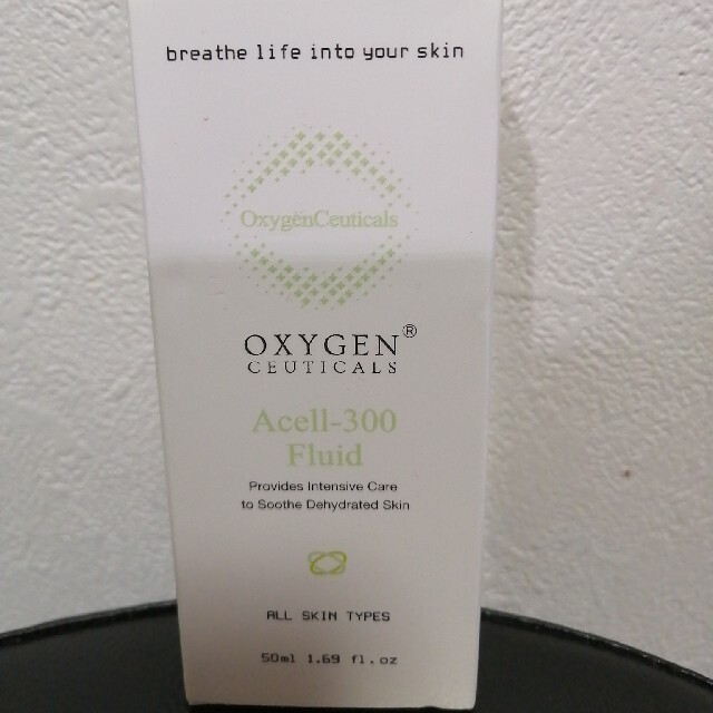 OXYGEN(オキシゲン)のOXYGEN CEUTICALS Acell-300 Fluid 新品未使用 コスメ/美容のスキンケア/基礎化粧品(化粧水/ローション)の商品写真