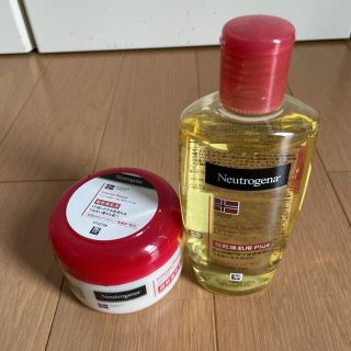 ニュートロジーナ(Neutrogena)のニュートロジーナ　インテンスリペア　ボディバーム　ボディオイル　セット(ボディローション/ミルク)