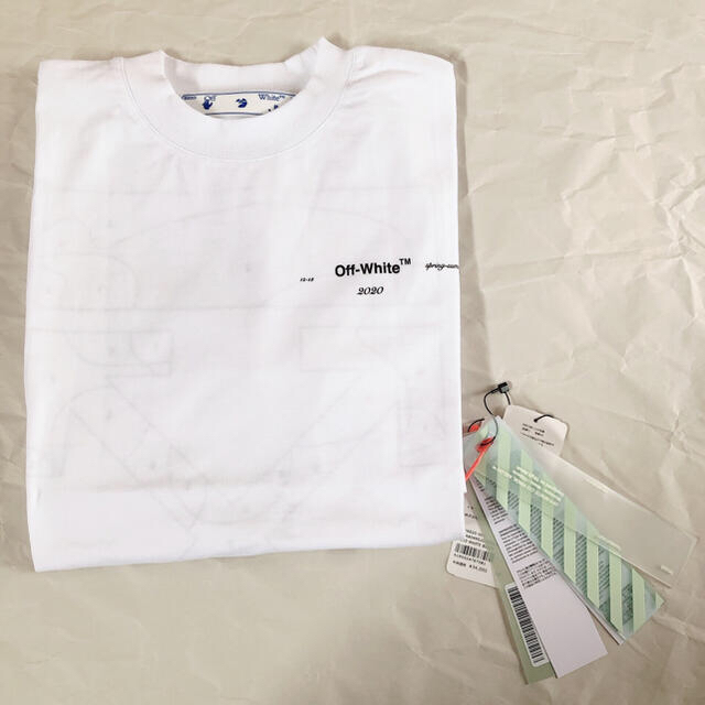 新品未使用タグ付き off-white  Tシャツ