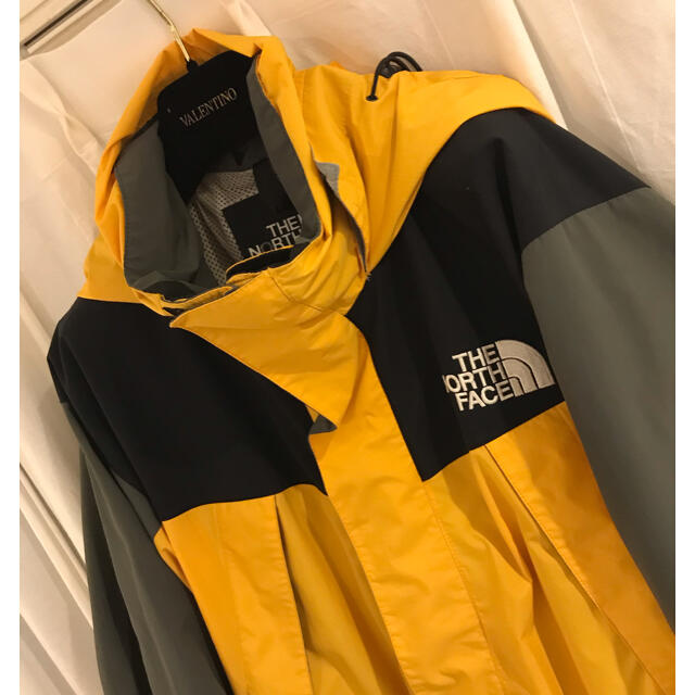 美品　THE NORTH FACE マウンテンパーカ　カーキ　希少