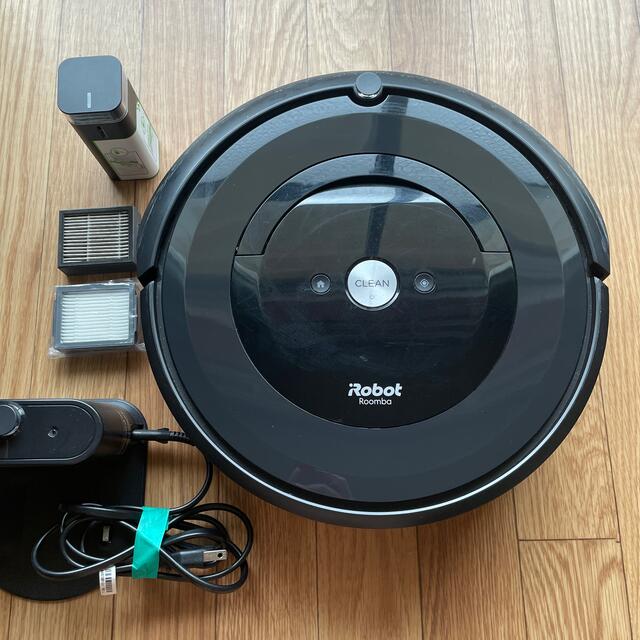 iRobot(アイロボット)のルンバ e5 アイロボット スマホ/家電/カメラの生活家電(掃除機)の商品写真