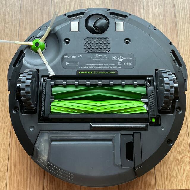 iRobot(アイロボット)のルンバ e5 アイロボット スマホ/家電/カメラの生活家電(掃除機)の商品写真