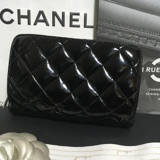 CHANEL(シャネル)のnono様専用♡美品★  シャネル ブリリアント折り財布 ラウンドジップ 正規品 レディースのファッション小物(財布)の商品写真