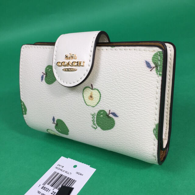 COACH アップル プリント 二つ折り財布 チョークマルチ りんご柄 新品