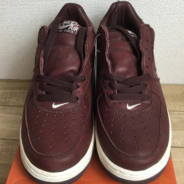 新品未使用 WMNS NIKE AIR FORCE 1 LOW RED WOOD