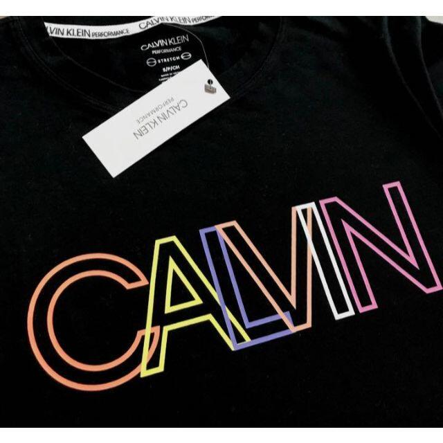Calvin Klein(カルバンクライン)の新品　Calvin Klein レディース　Tシャツ レディースのトップス(Tシャツ(半袖/袖なし))の商品写真